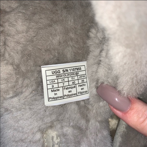 UGG Fuzzette Slippers SOLD OUT COLOR - Picture 5 of 5